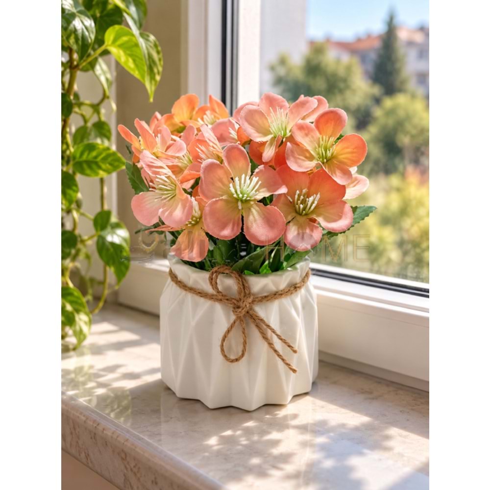 KRD ÇİÇEK YAPAY SAKSILI MENEKŞE ÇİÇEĞİ 15 CM 1*24