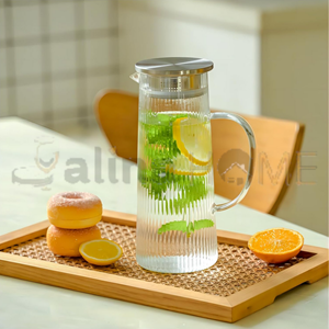 DİAMONDS CAM SÜRAHİ BOROSİLİKAT ÇİZGİLİ METAL KAPAK 1300 ML 1*24