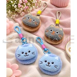 MNG AYNA PELUŞ YUVARLAK KEDİ FİGÜRLÜ ANAHTARLIK VE CEP AYNASI 1*12